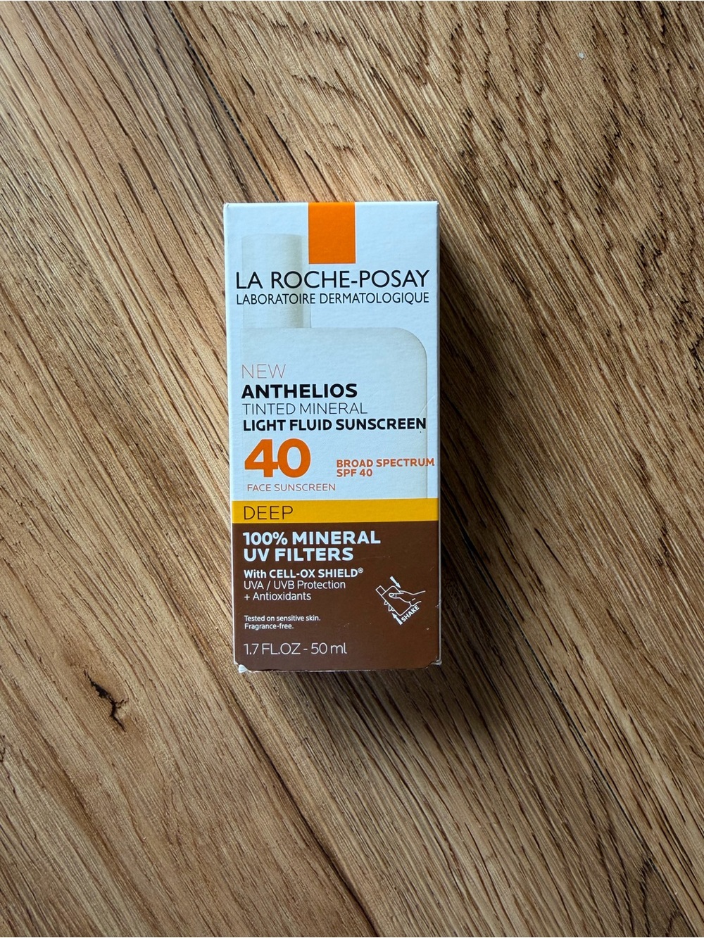 La Roche-Posay Anthelios Tinted Mineral SPF 40 - Deep 1.7 FL OZ